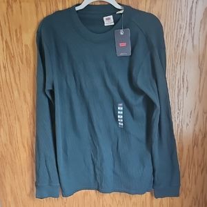 Levi's Green Long Sleeve Tee Relaxed Fit Crew Neck